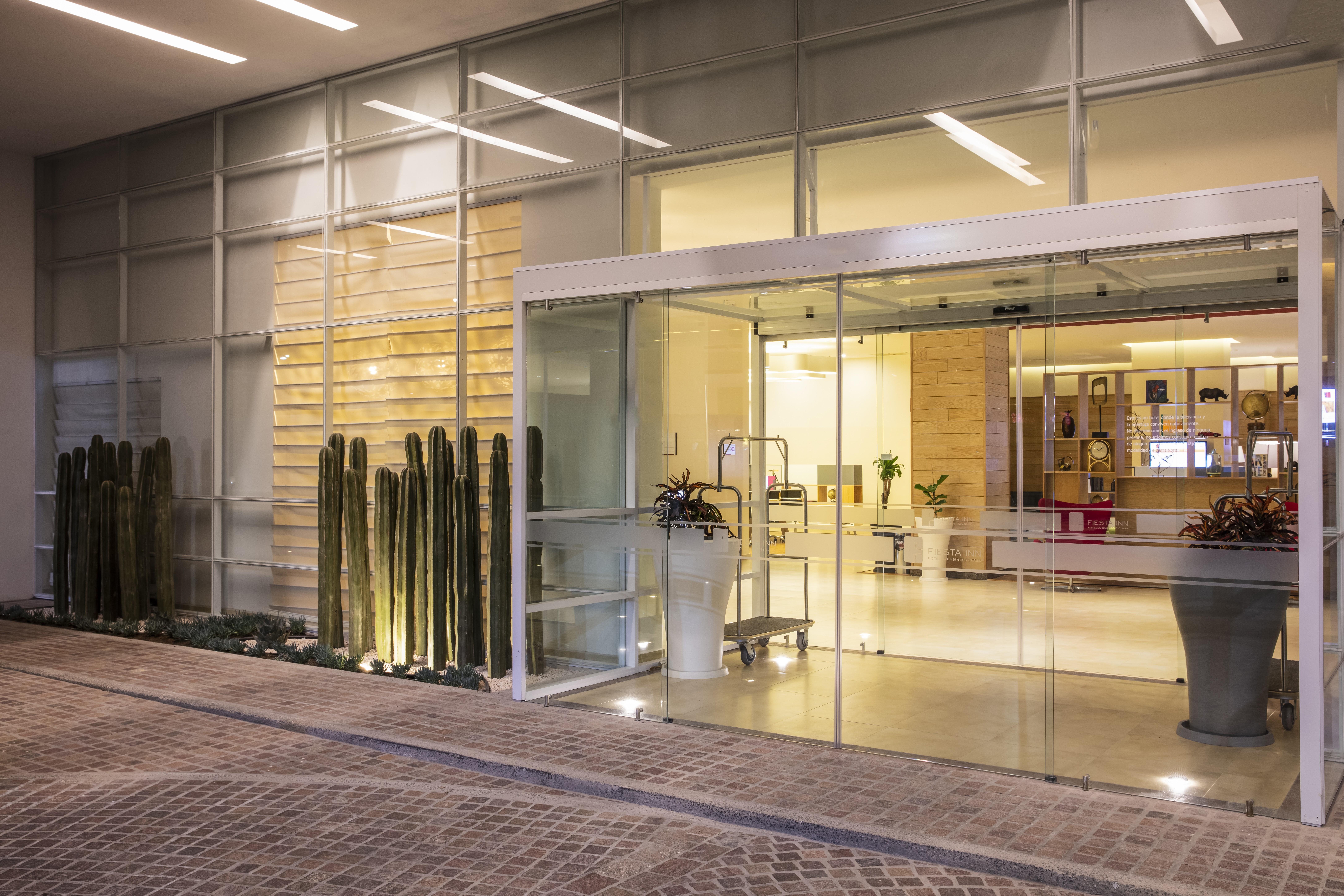 Fiesta Inn Celaya Galerias Екстер'єр фото